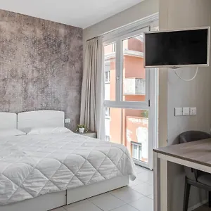 https://myhospitality-via-gattamelata-apartments.hotelinveneto.com