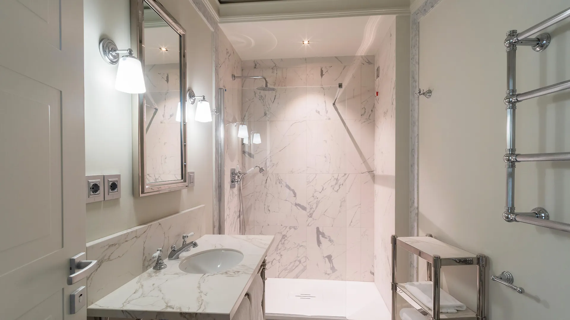 Room Mate Collection Gran Filippo, Rome-Fontana Di Trevi Roma