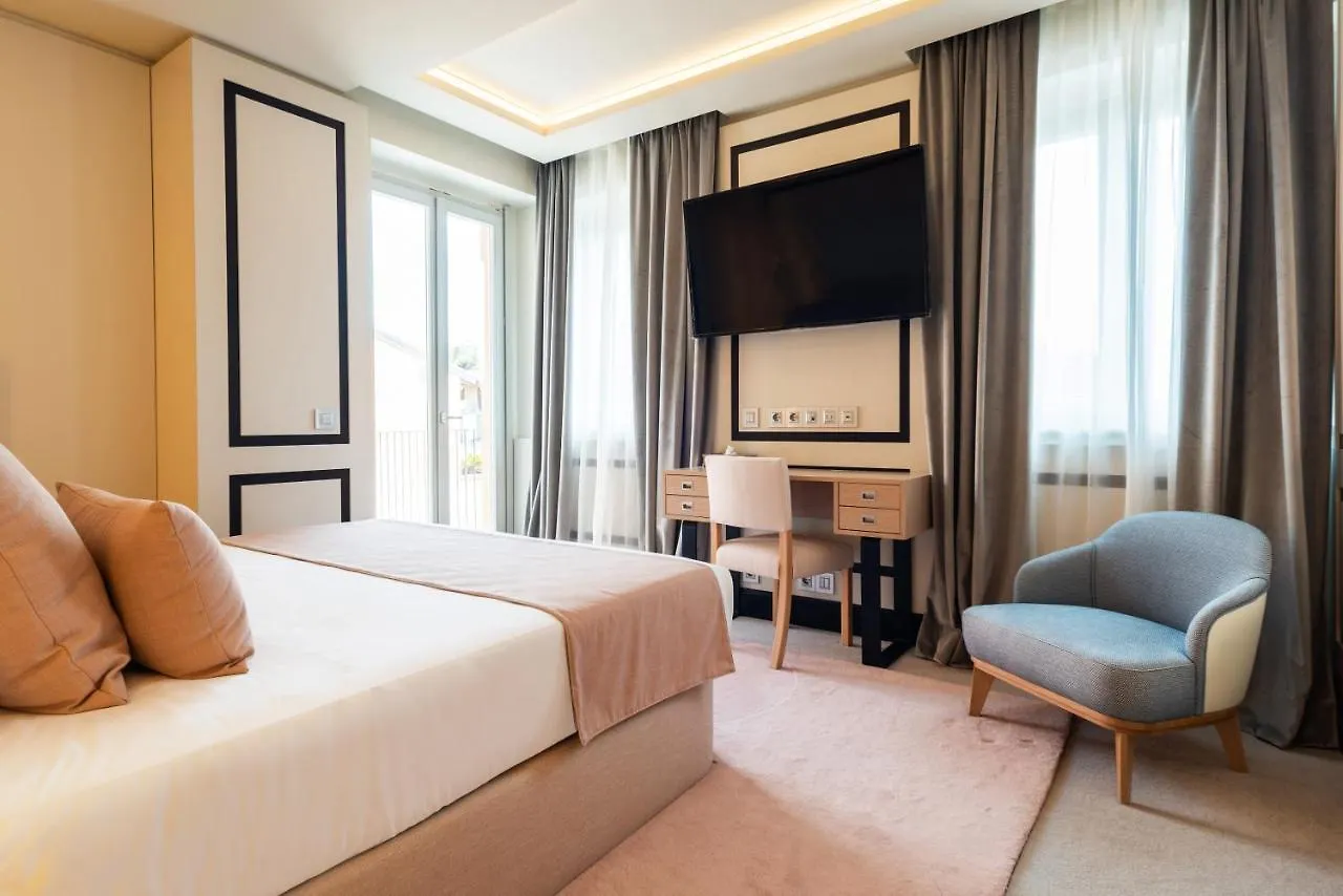 Room Mate Collection Gran Filippo, Rome-Fontana Di Trevi Hotel Rome